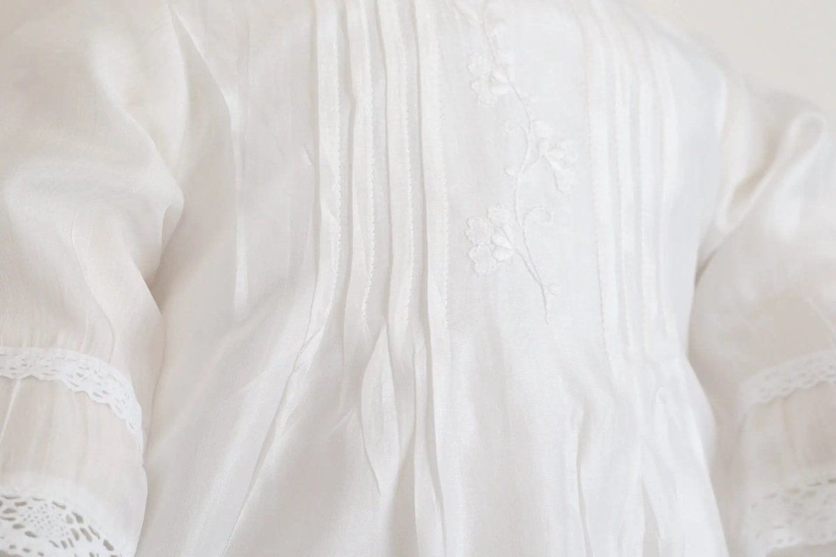 Exquisite Silk Christening Gowns for Cherished Moments - Oli Prik Copenhagen