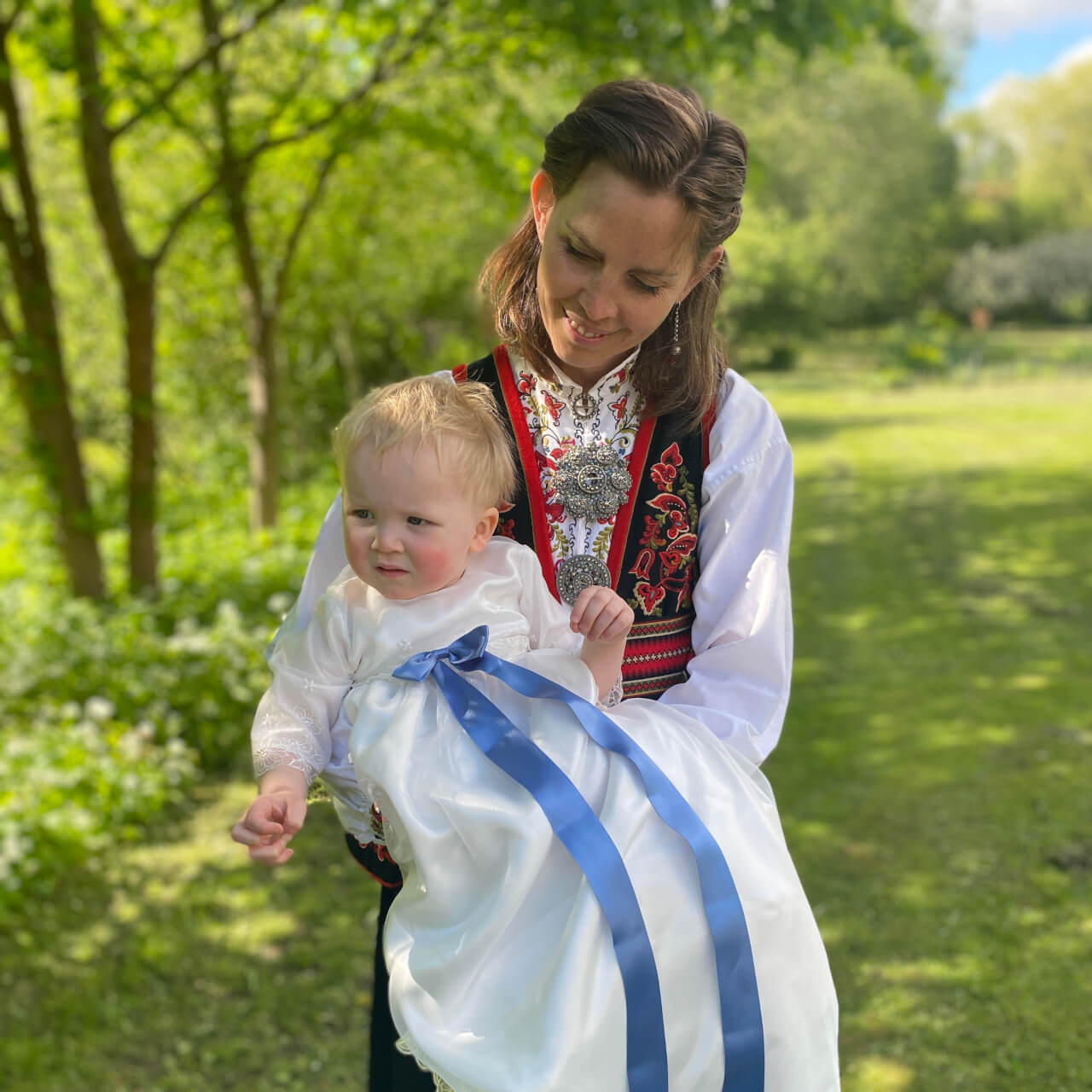 Guide to Planning the Christening of your Baby Boy or Girl