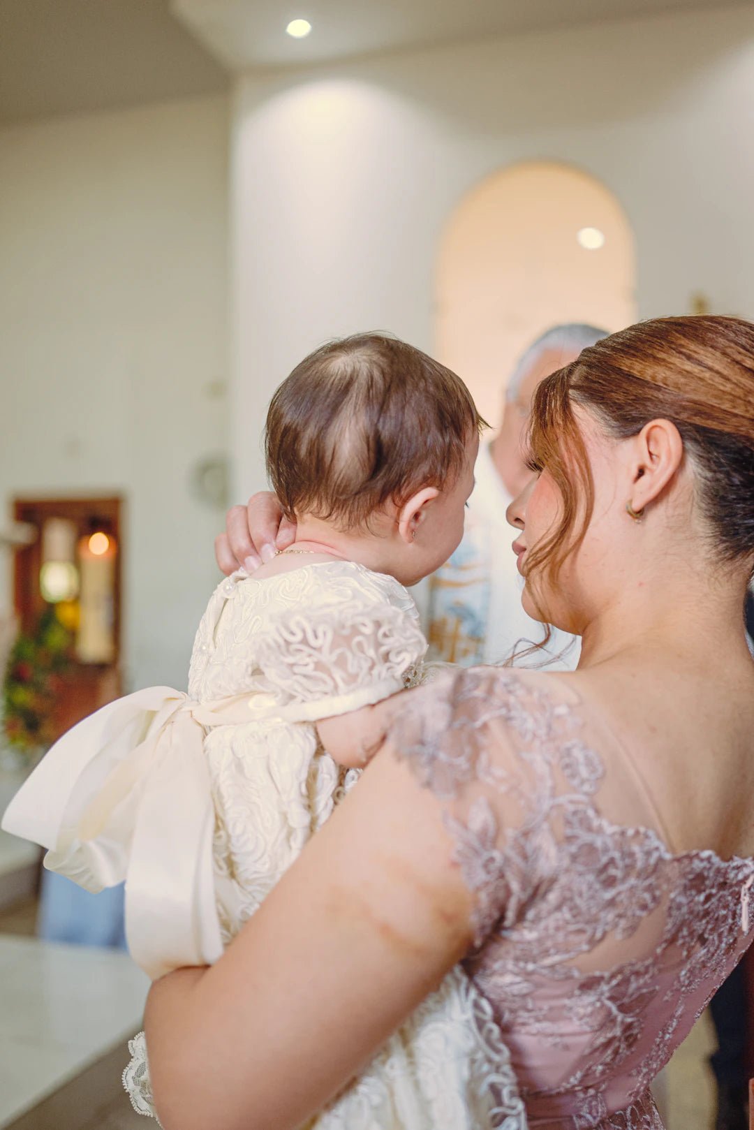 Charming White and Off-White Christening Gowns for Your Baby - Oli Prik Copenhagen